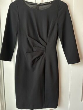 Elie Tahari Black Long Sleeve Twist-Detail Sheath Dress